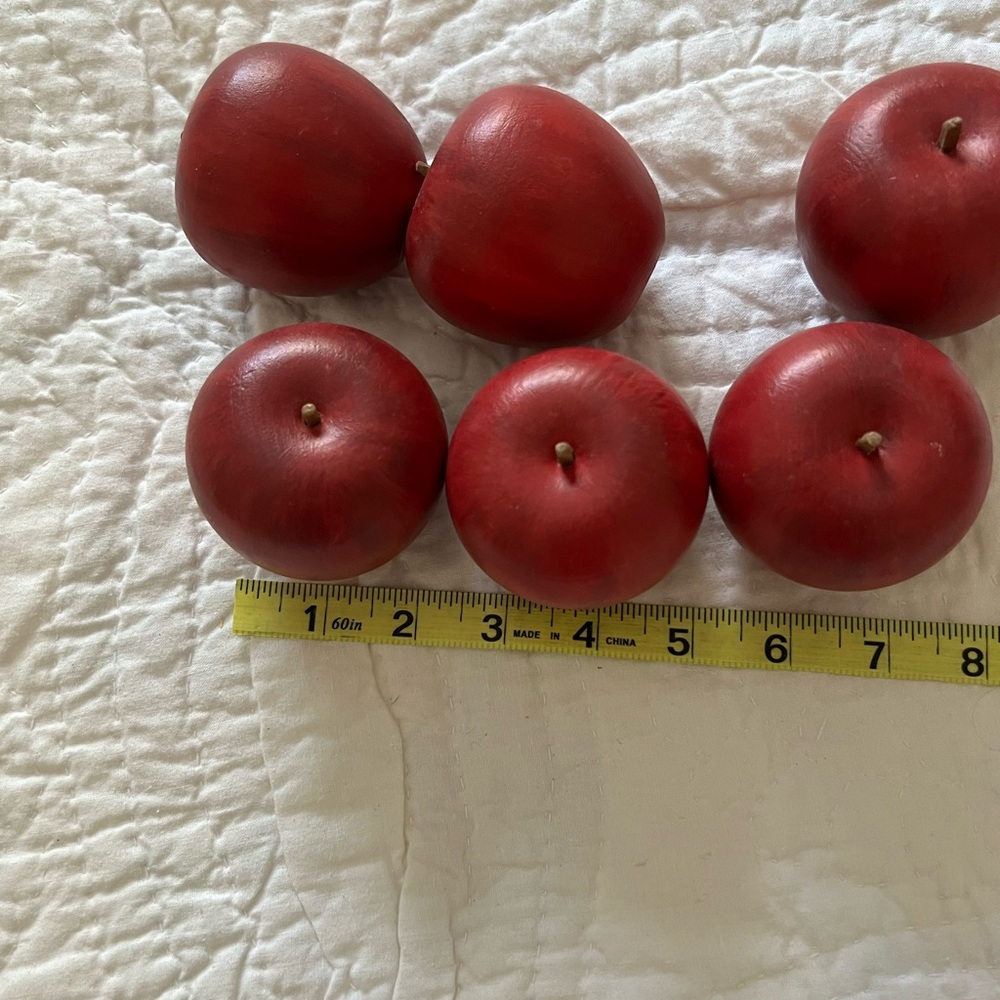 Six Solid Wooden painted  Apples NWOT - Picture 5 of 8